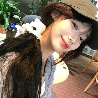 飘扬的红领巾